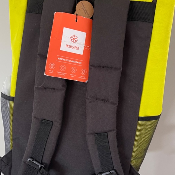 Hershel backpack cooler bag - Picture 2 of 5